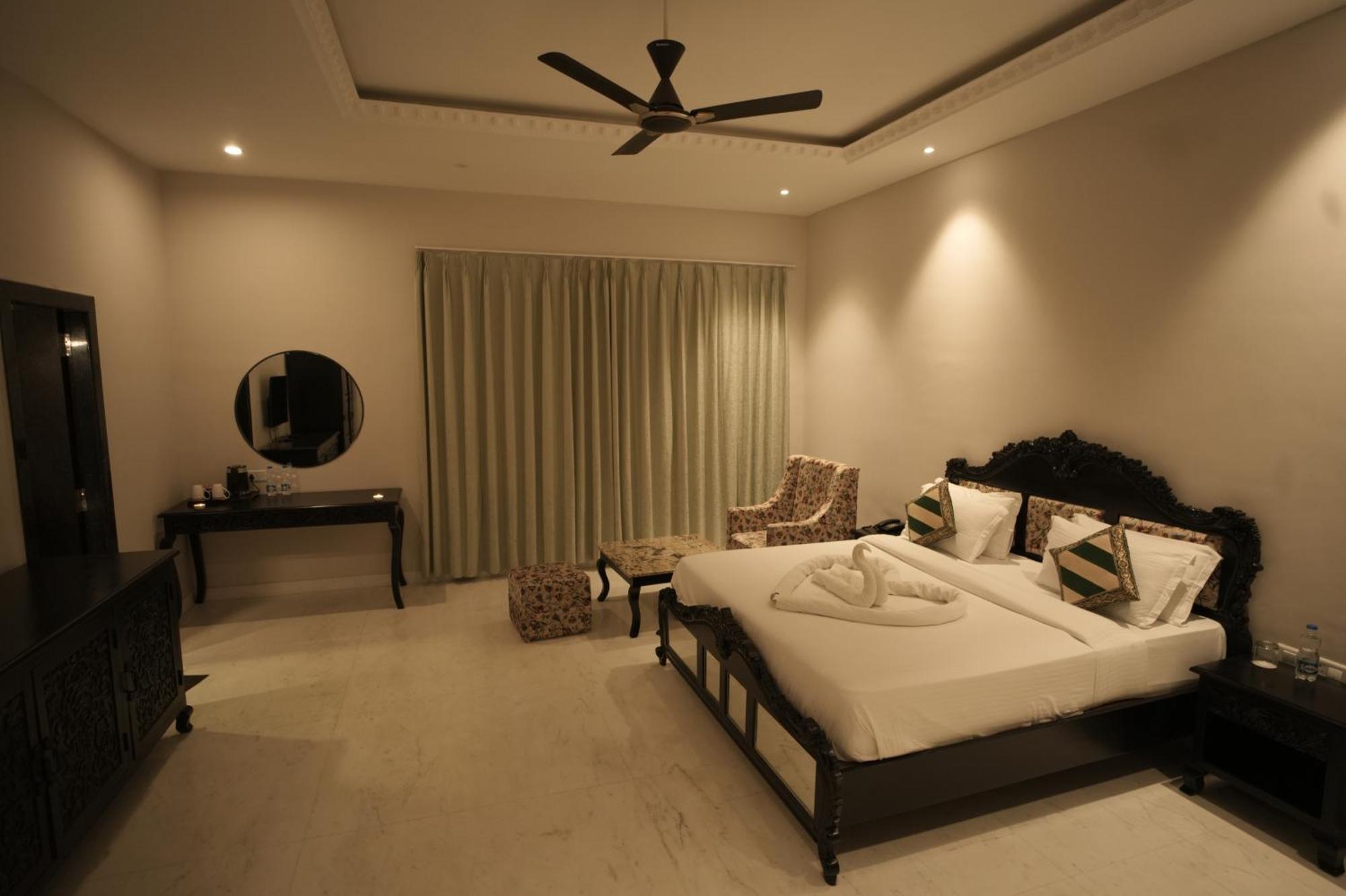 Surya Uday Villa Udaipur Esterno foto