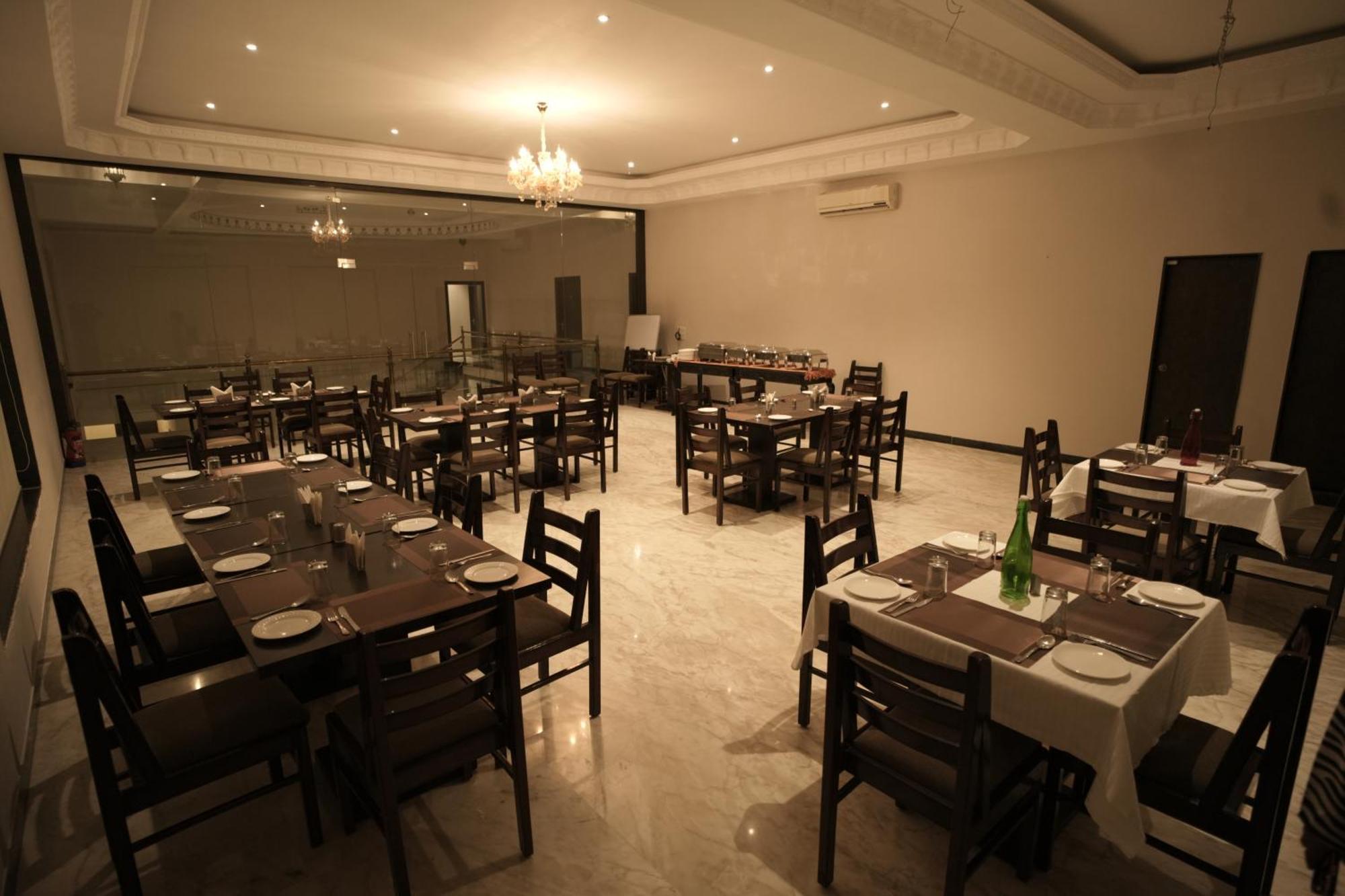 Surya Uday Villa Udaipur Esterno foto