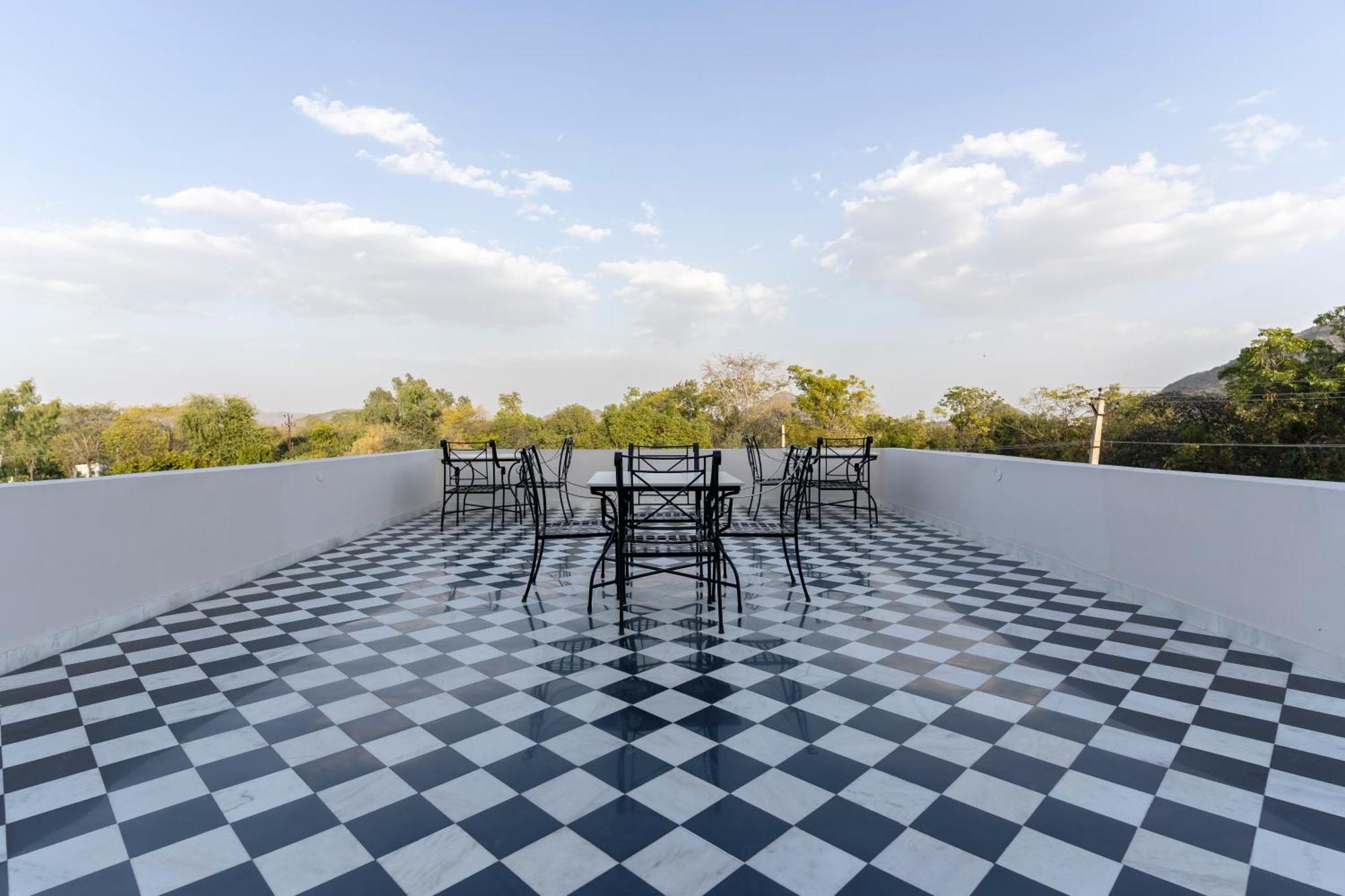 Surya Uday Villa Udaipur Esterno foto