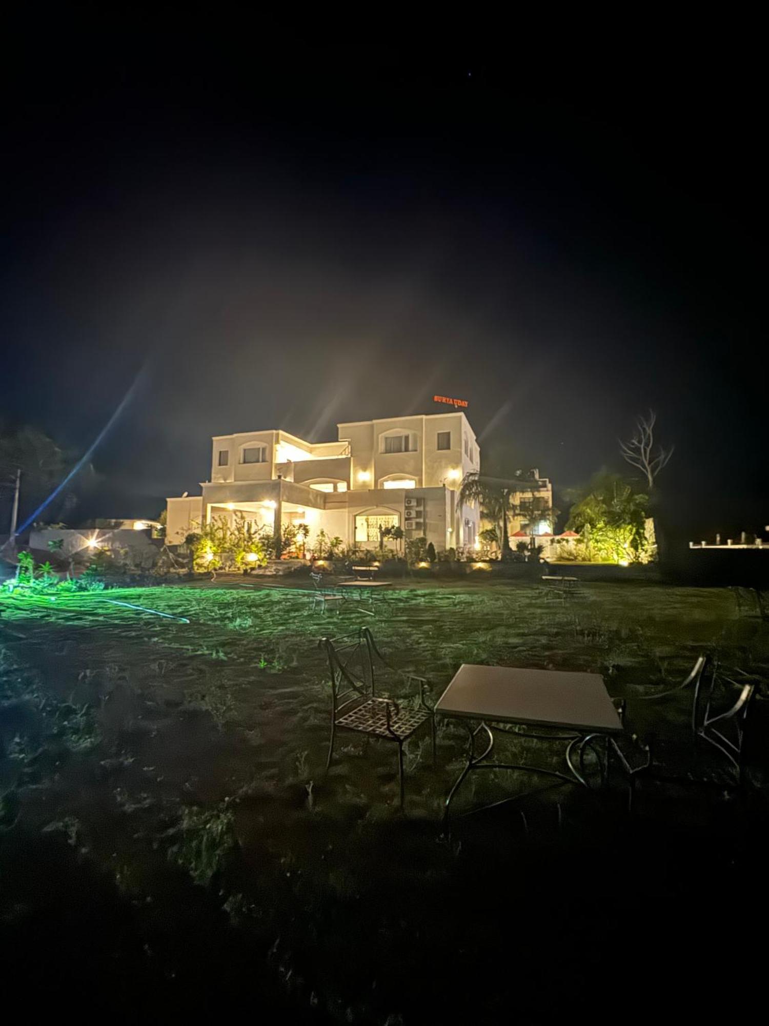 Surya Uday Villa Udaipur Esterno foto